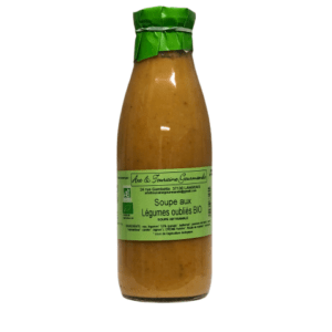 Description d'une photo d'une bouteille de "Soupe aux Légumes oubliés Bio" en verre de 75cl.